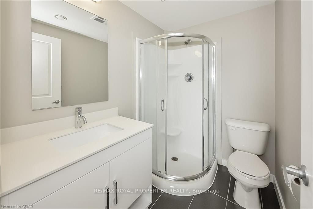 Listing X6033800 - Large Photo # 17