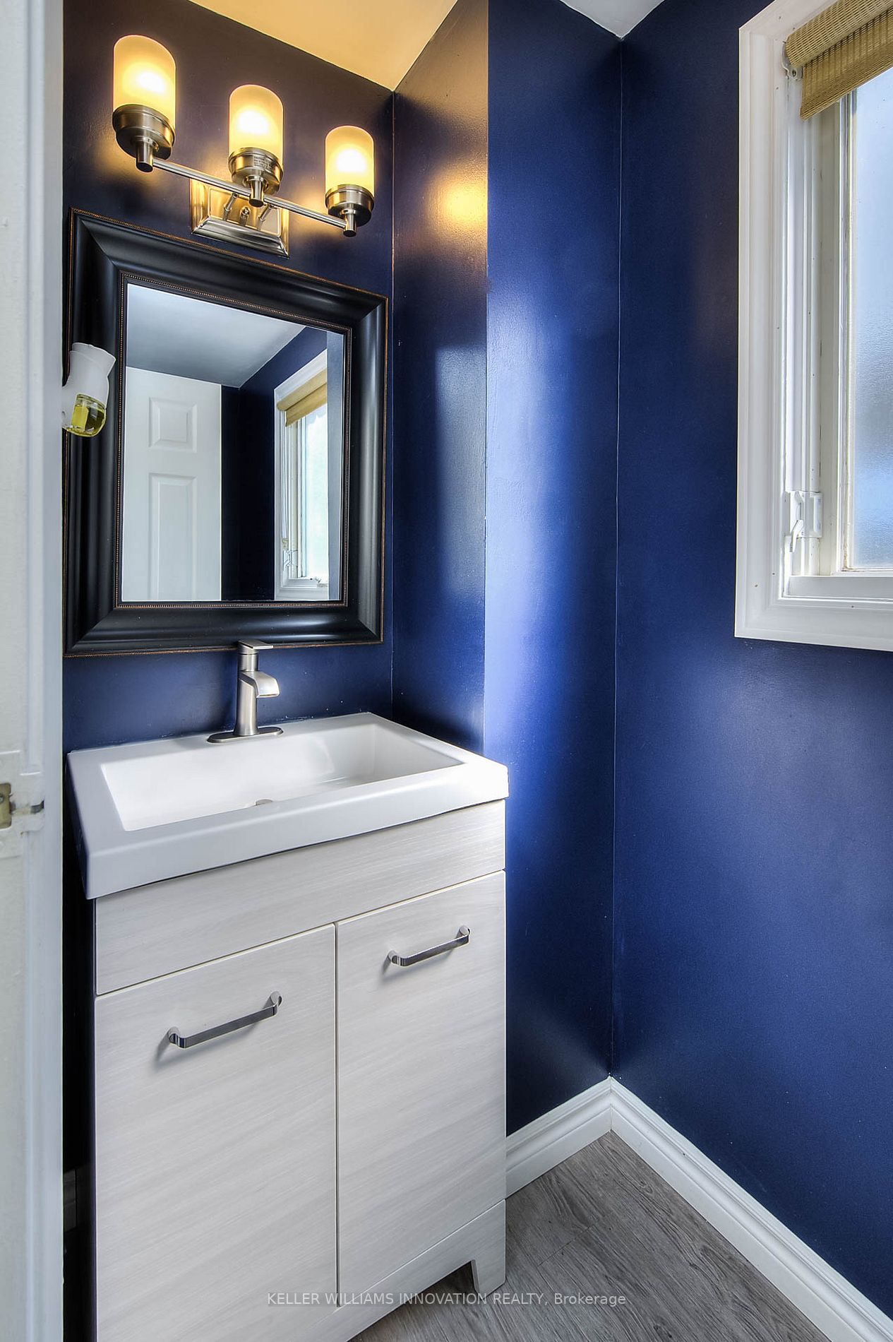 110 Roseneath Cres