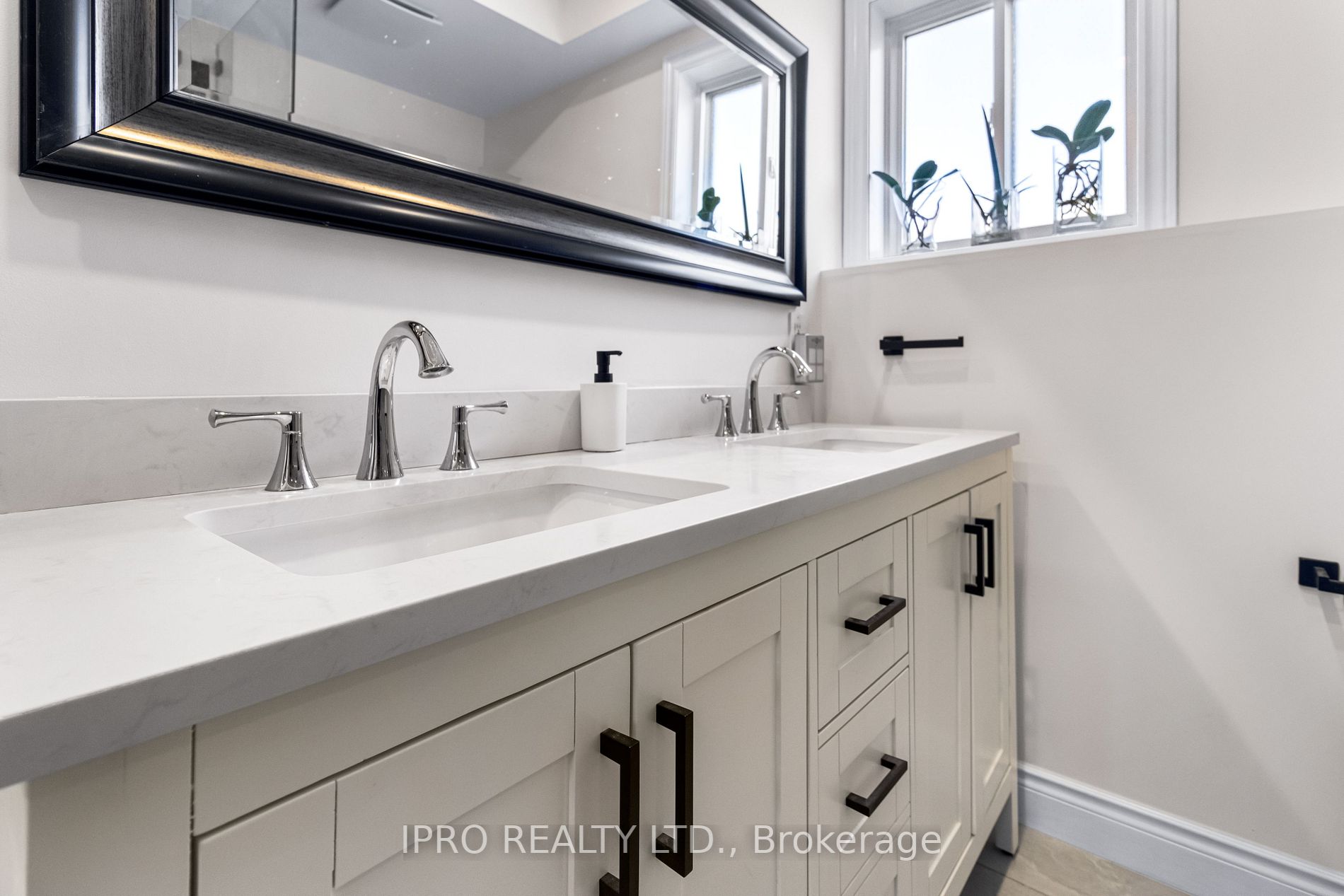 Listing X6034824 - Large Photo # 24
