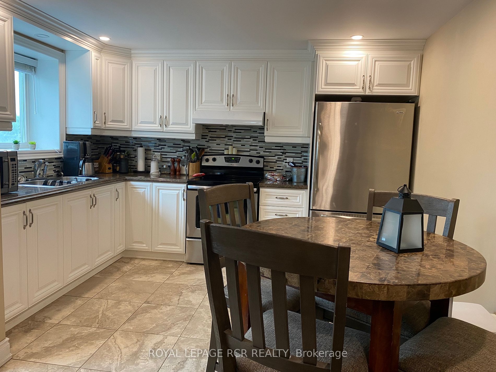 5680 Wellington Road 23