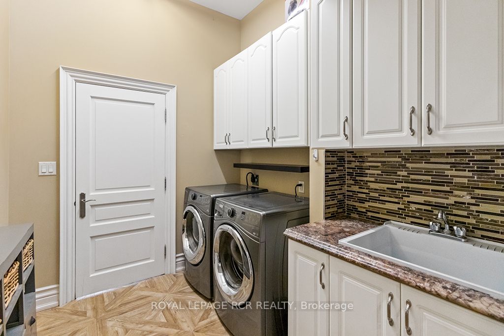 5680 Wellington Road 23