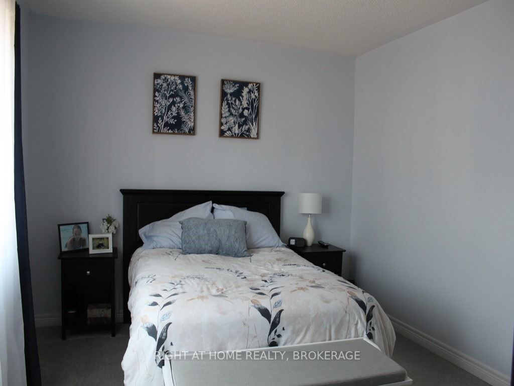 Listing X6035369 - Large Photo # 14