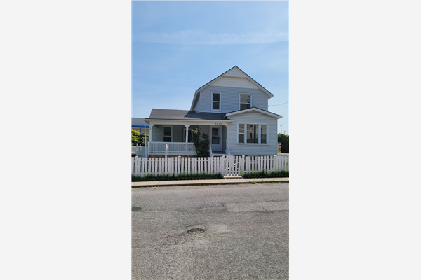 5856 Summer St, Niagara Falls