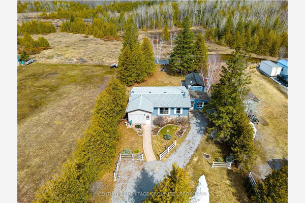 220 Mcguire Beach Rd, Kawartha Lakes