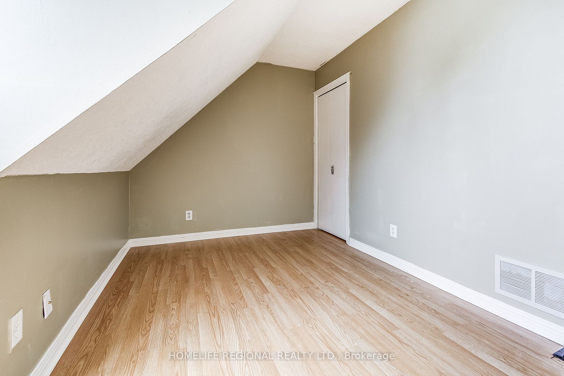 Listing X6036540 - Large Photo # 27