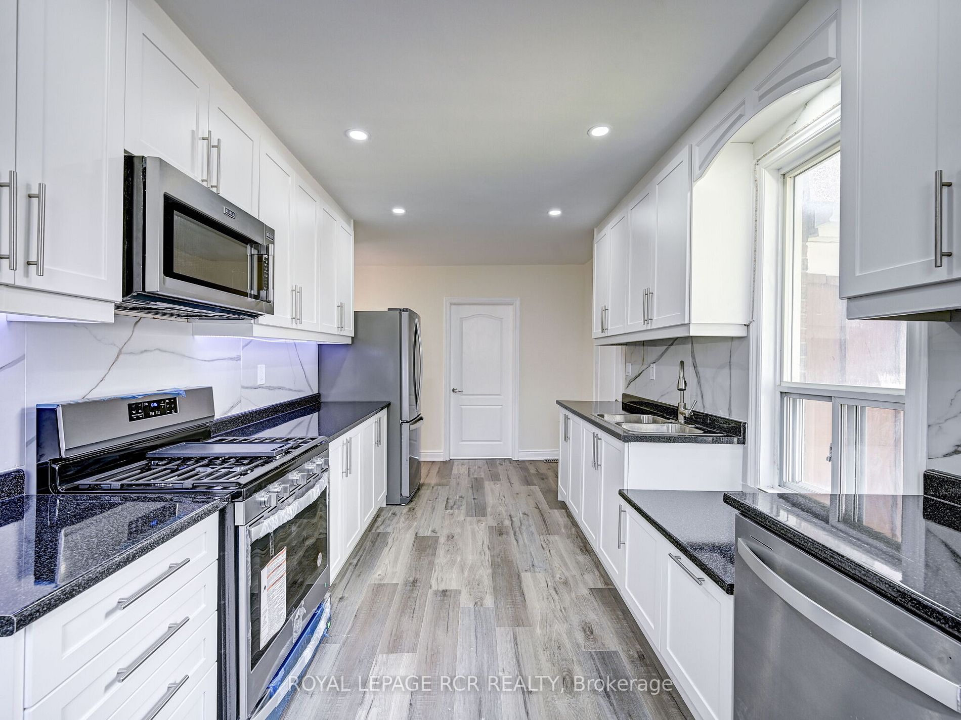 Listing X6036984 - Large Photo # 6