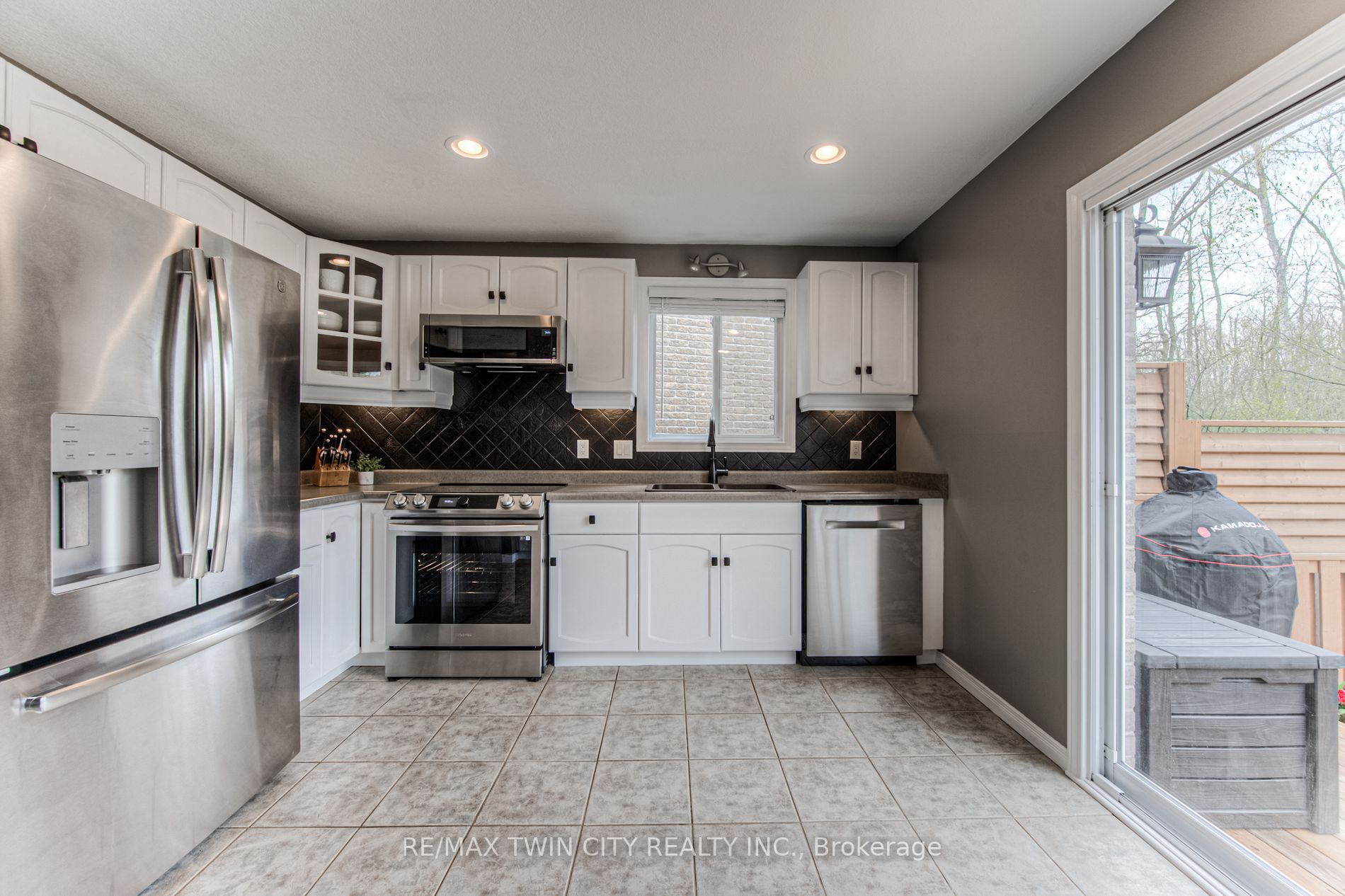 Listing X6036992 - Large Photo # 13