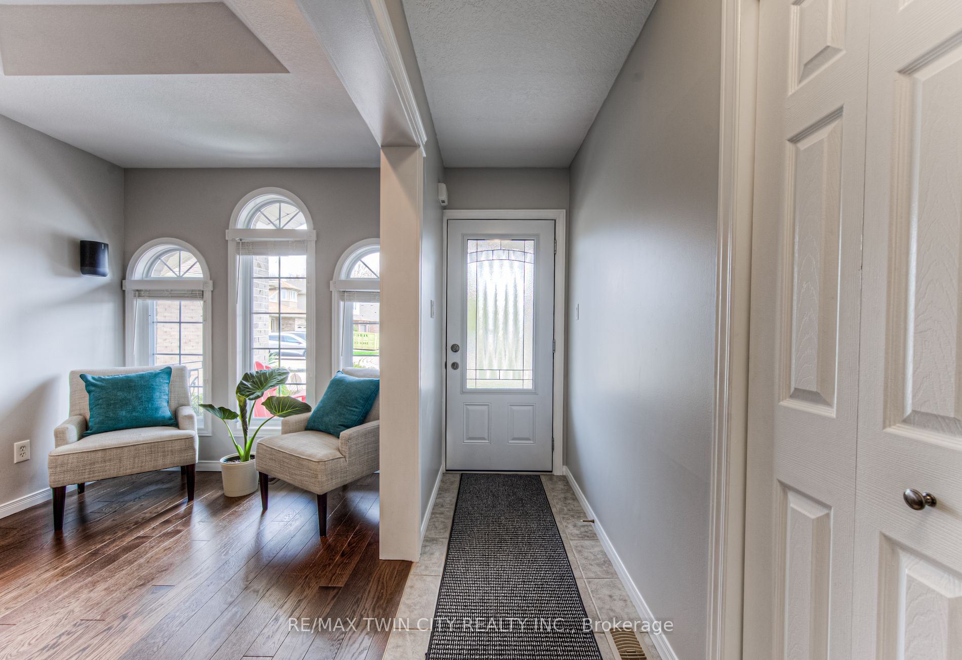 Listing X6036992 - Large Photo # 4