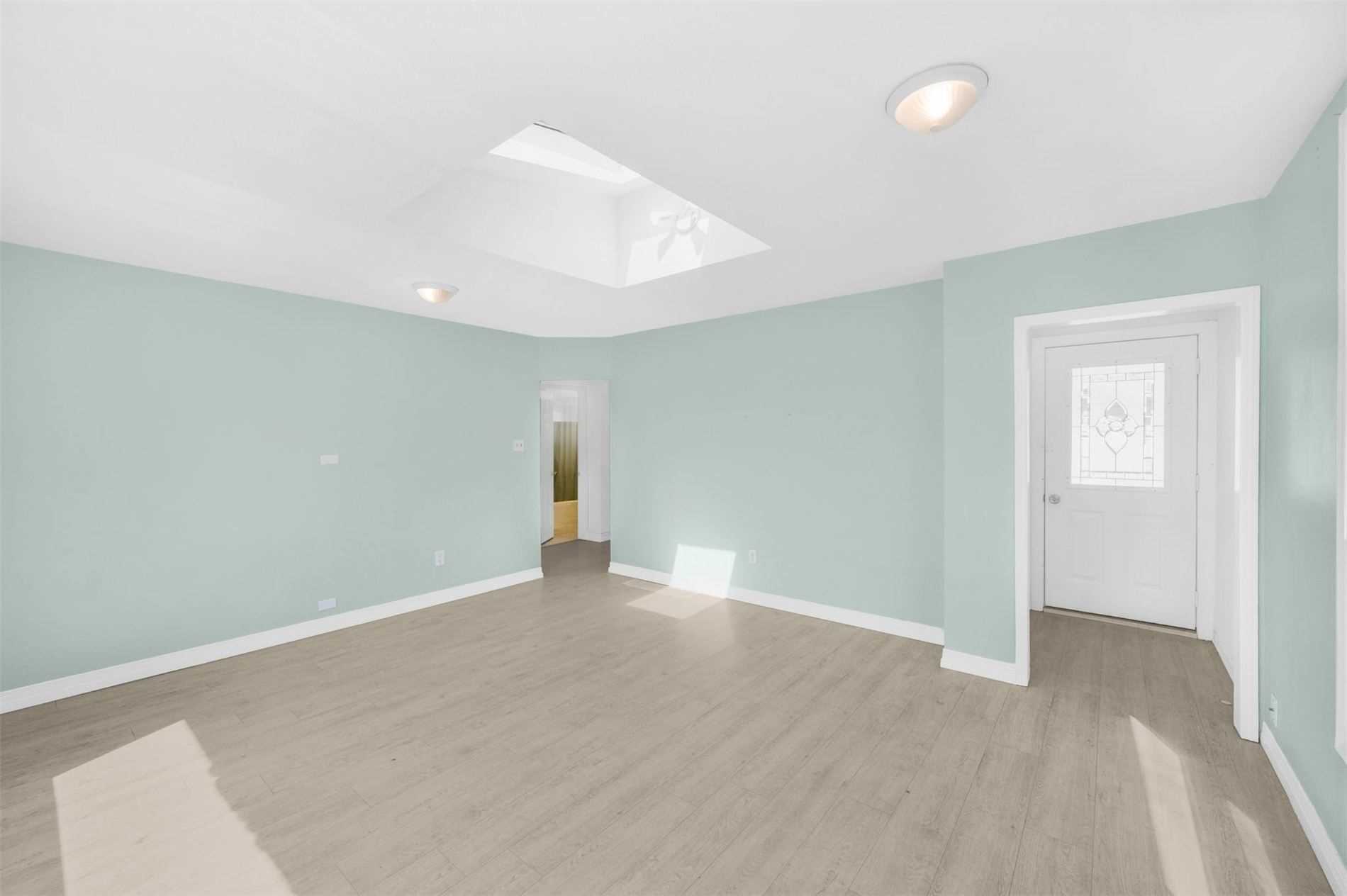 719 Knox Ave