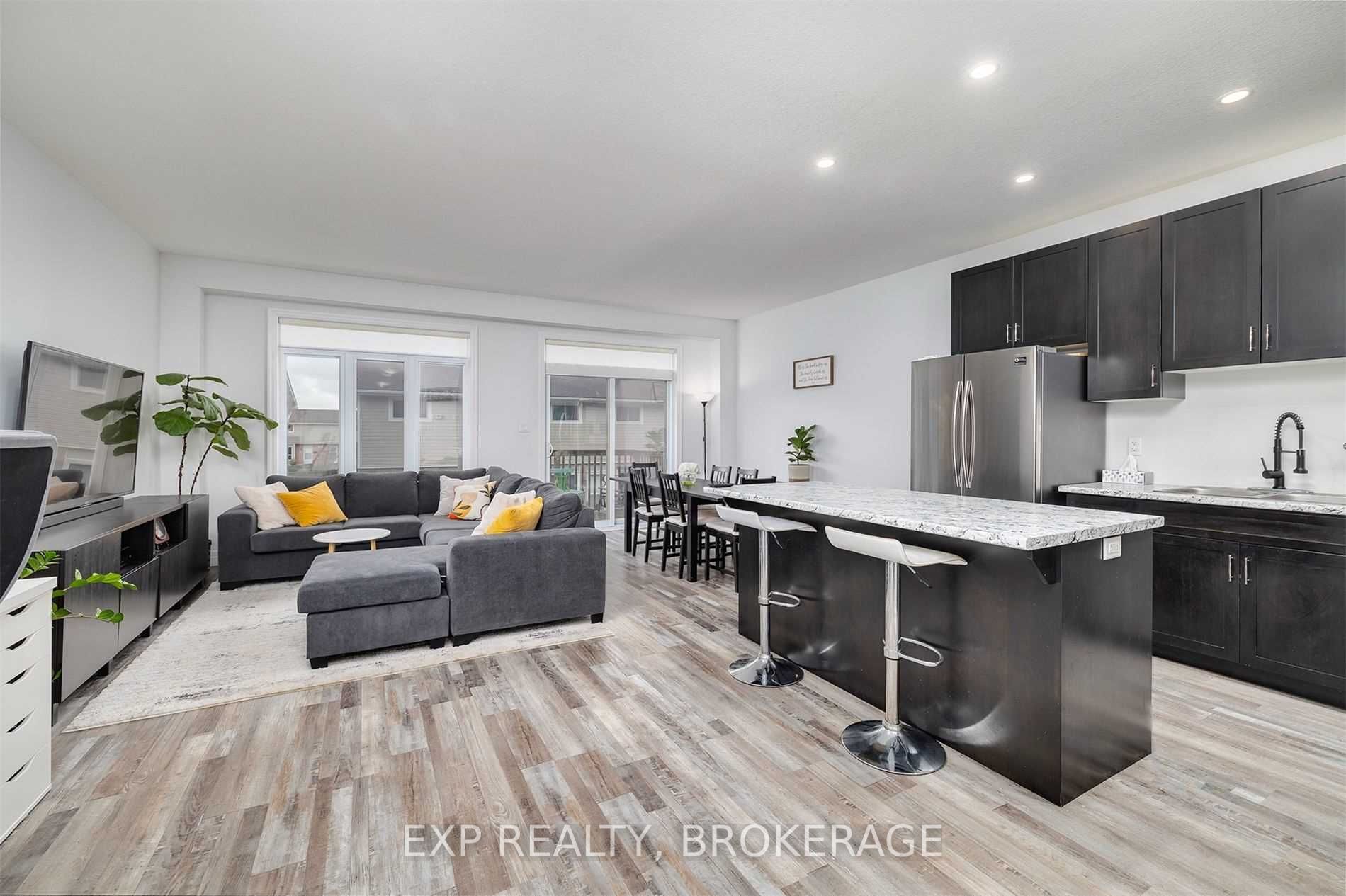 1023 Devonshire Ave, #21