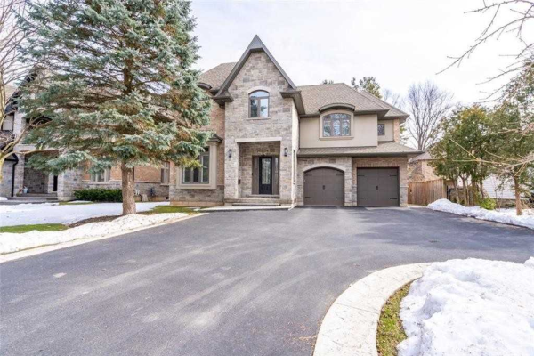 169 Orchard Dr, Hamilton