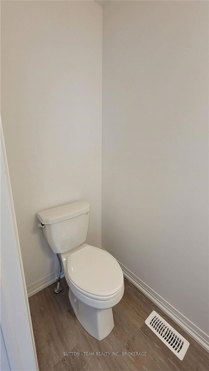 Listing X6039091 - Large Photo # 4