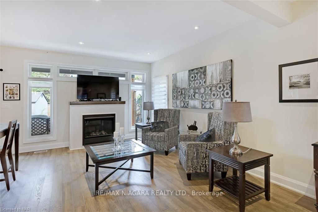 77 B Broadway Ave