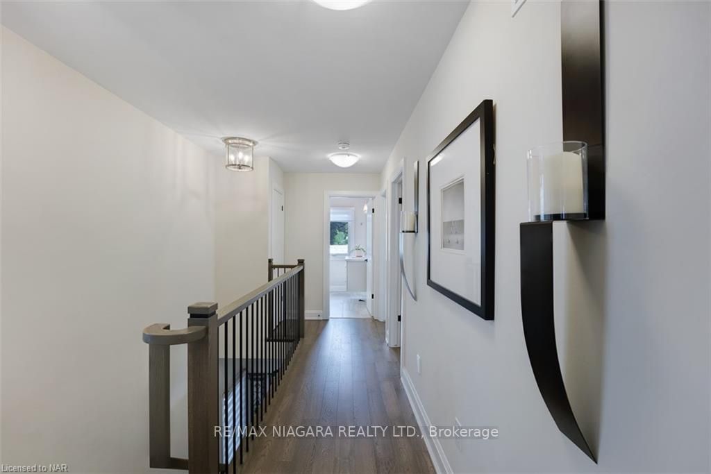 77 B Broadway Ave