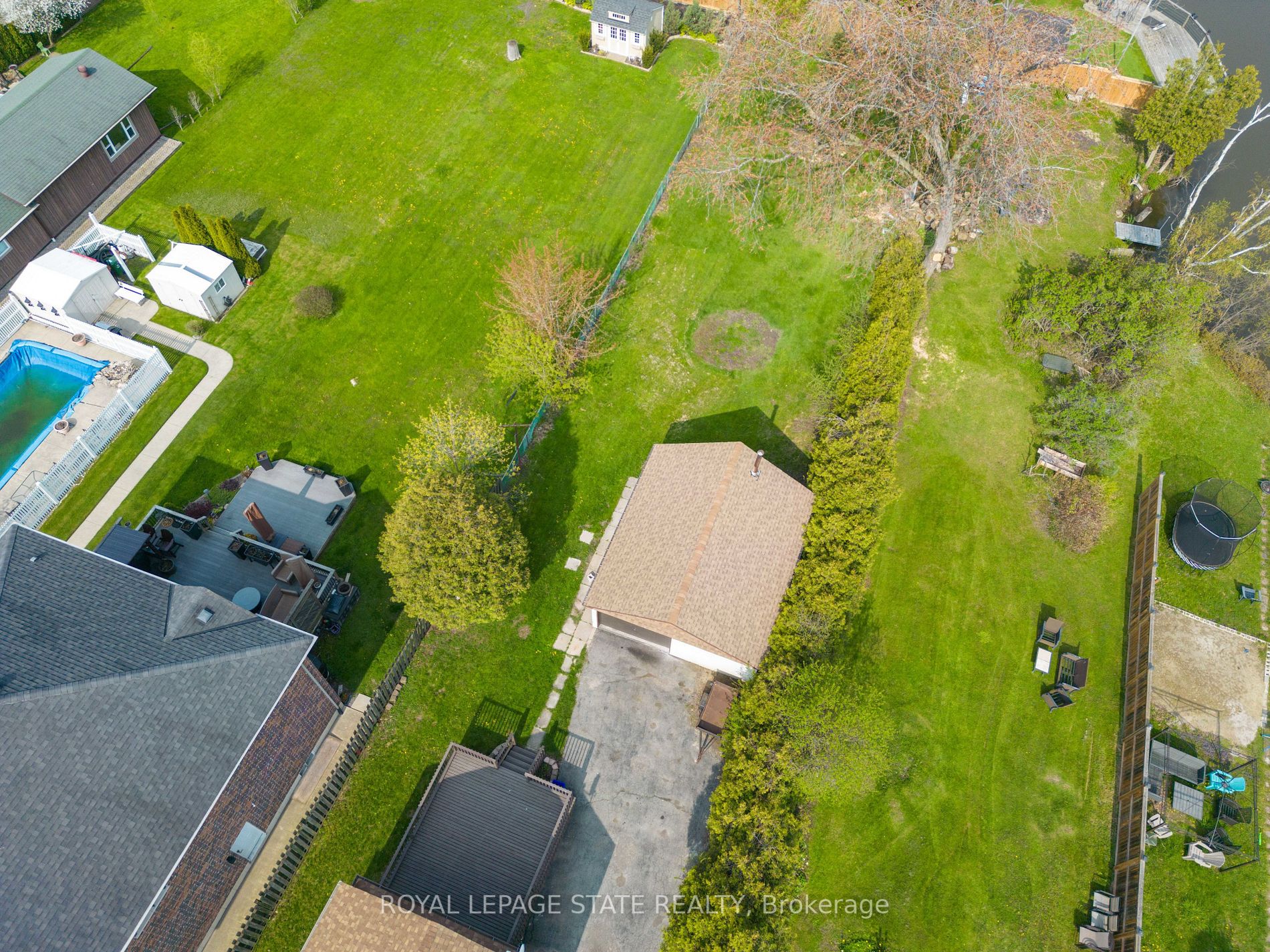 101 Teal Ave