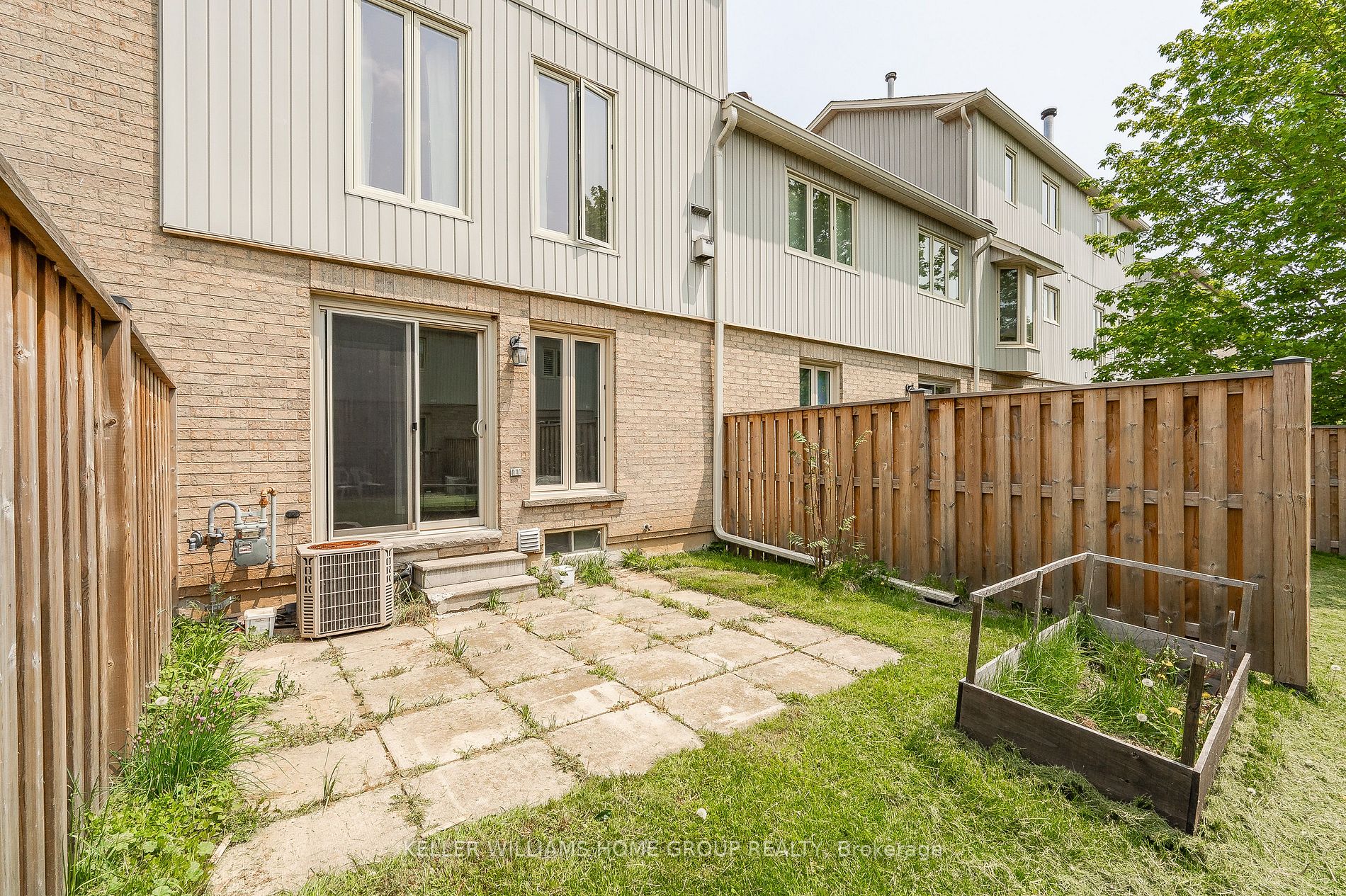 Listing X6039400 - Large Photo # 37