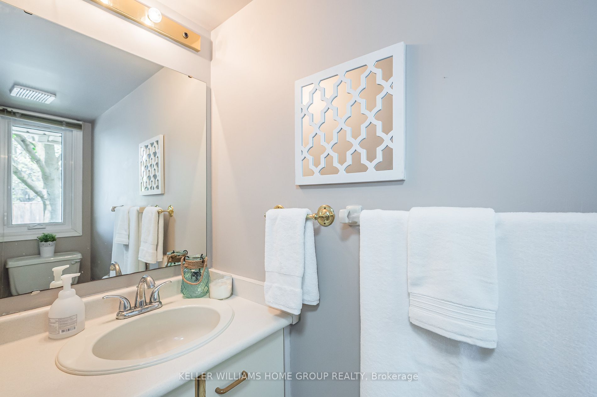 Listing X6039400 - Large Photo # 9