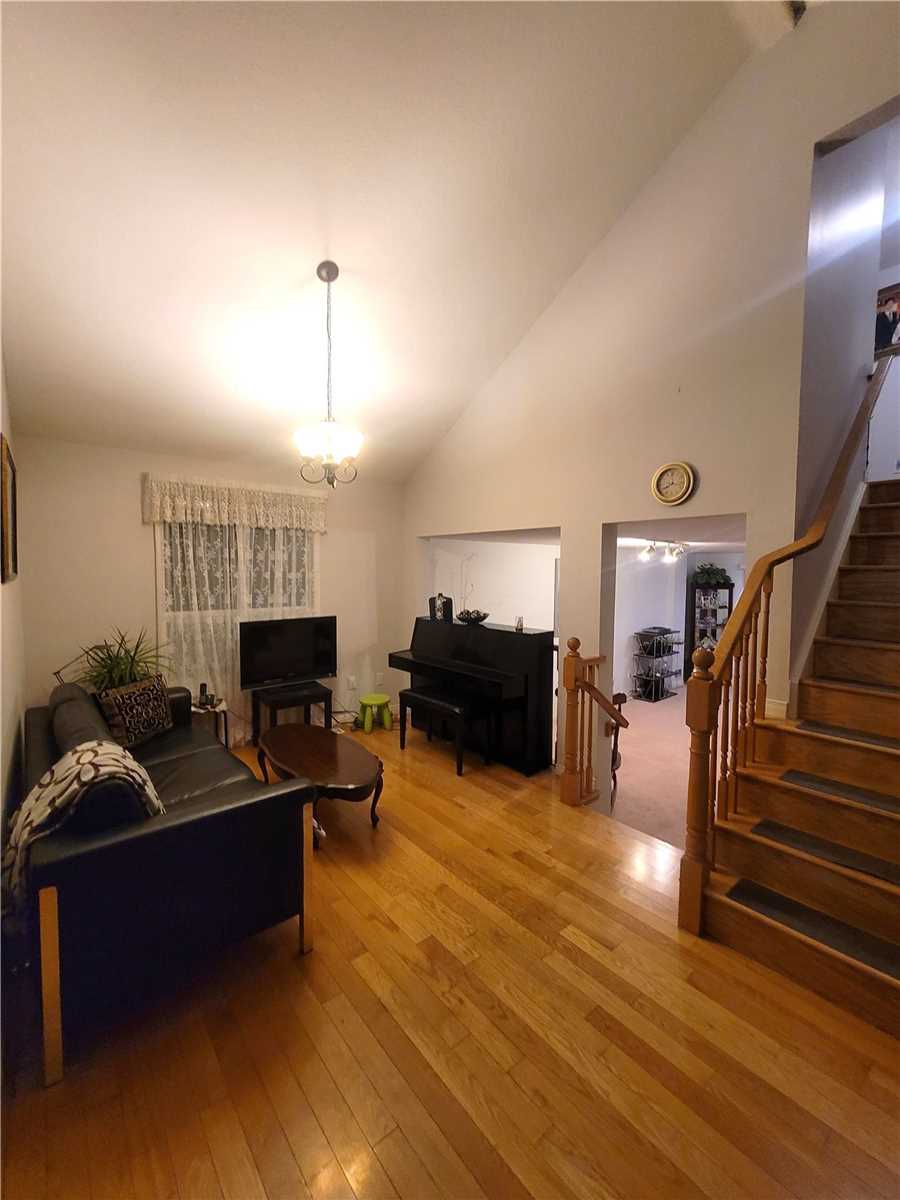 Listing X6039423 - Large Photo # 12
