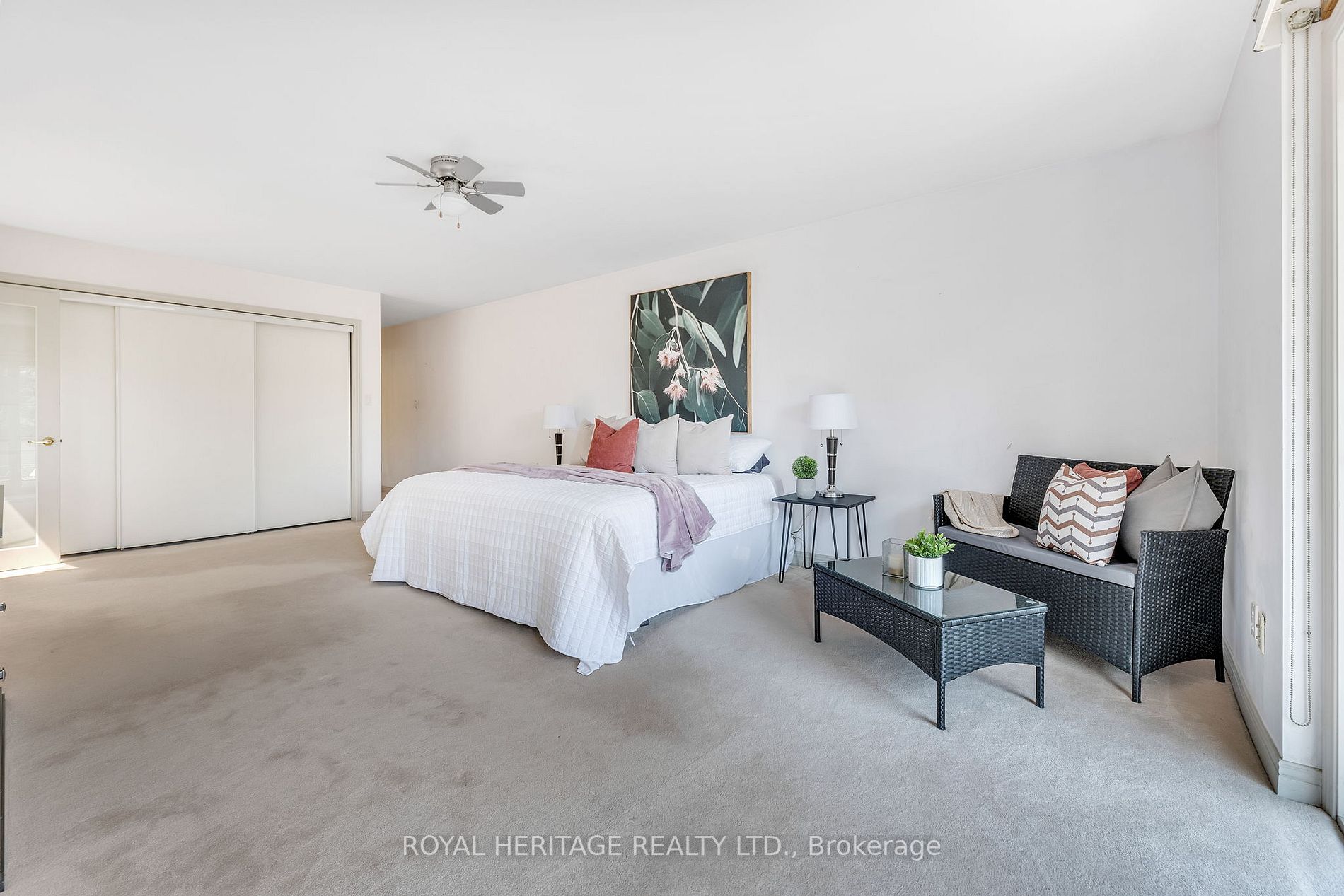 Listing X6040020 - Large Photo # 24