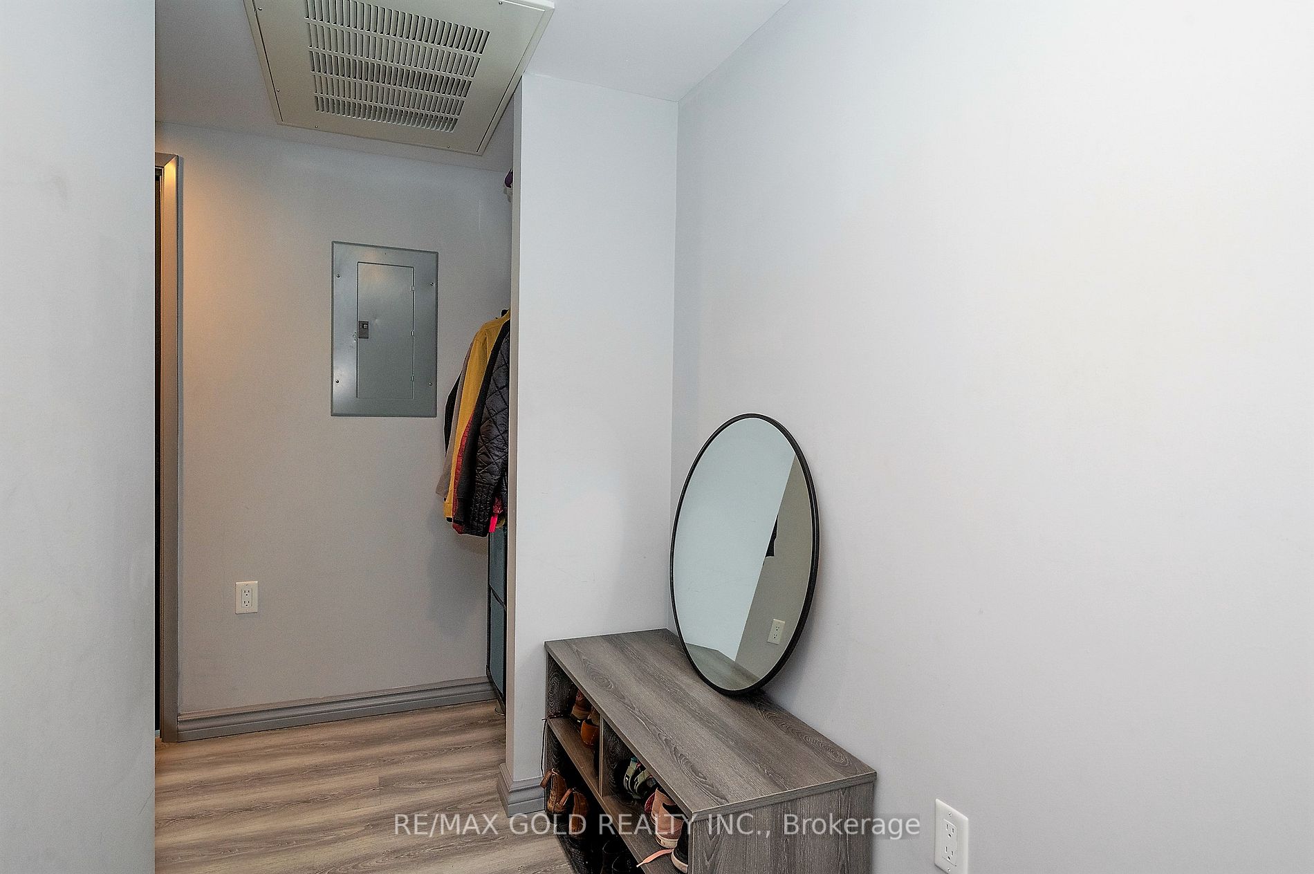 Listing X6040052 - Large Photo # 4