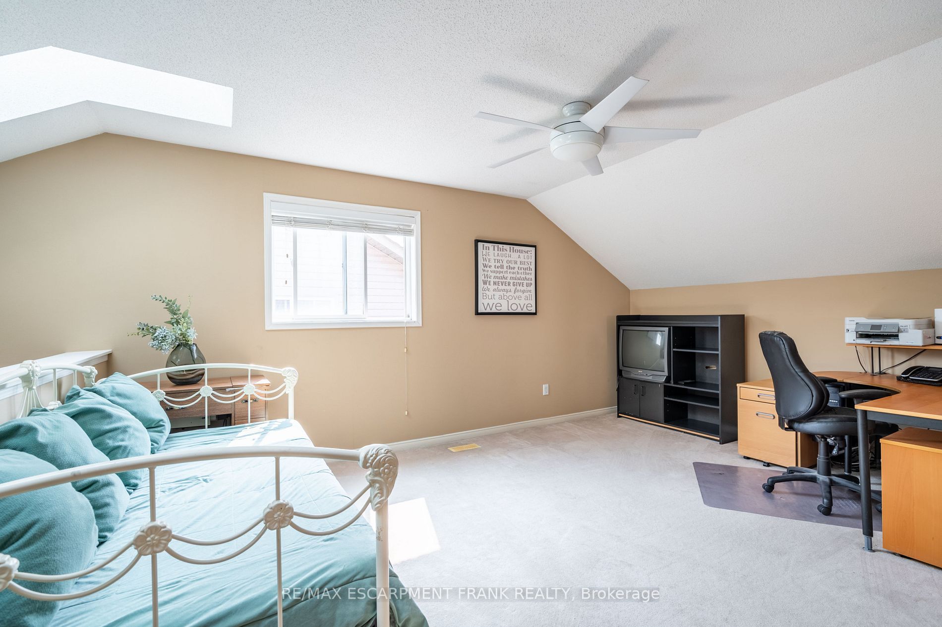 162 Morwick Dr
