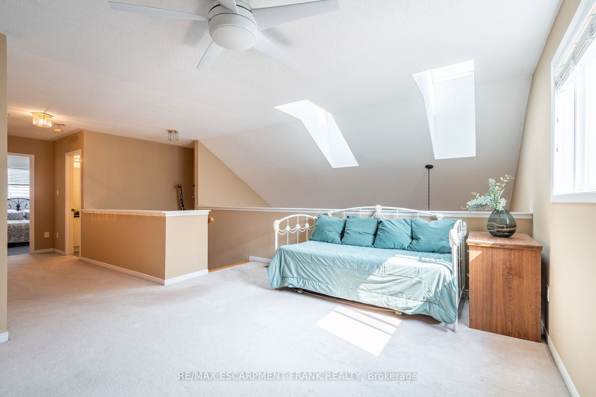 162 Morwick Dr