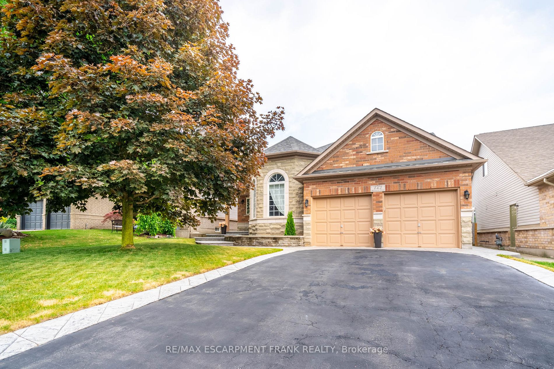 162 Morwick Dr