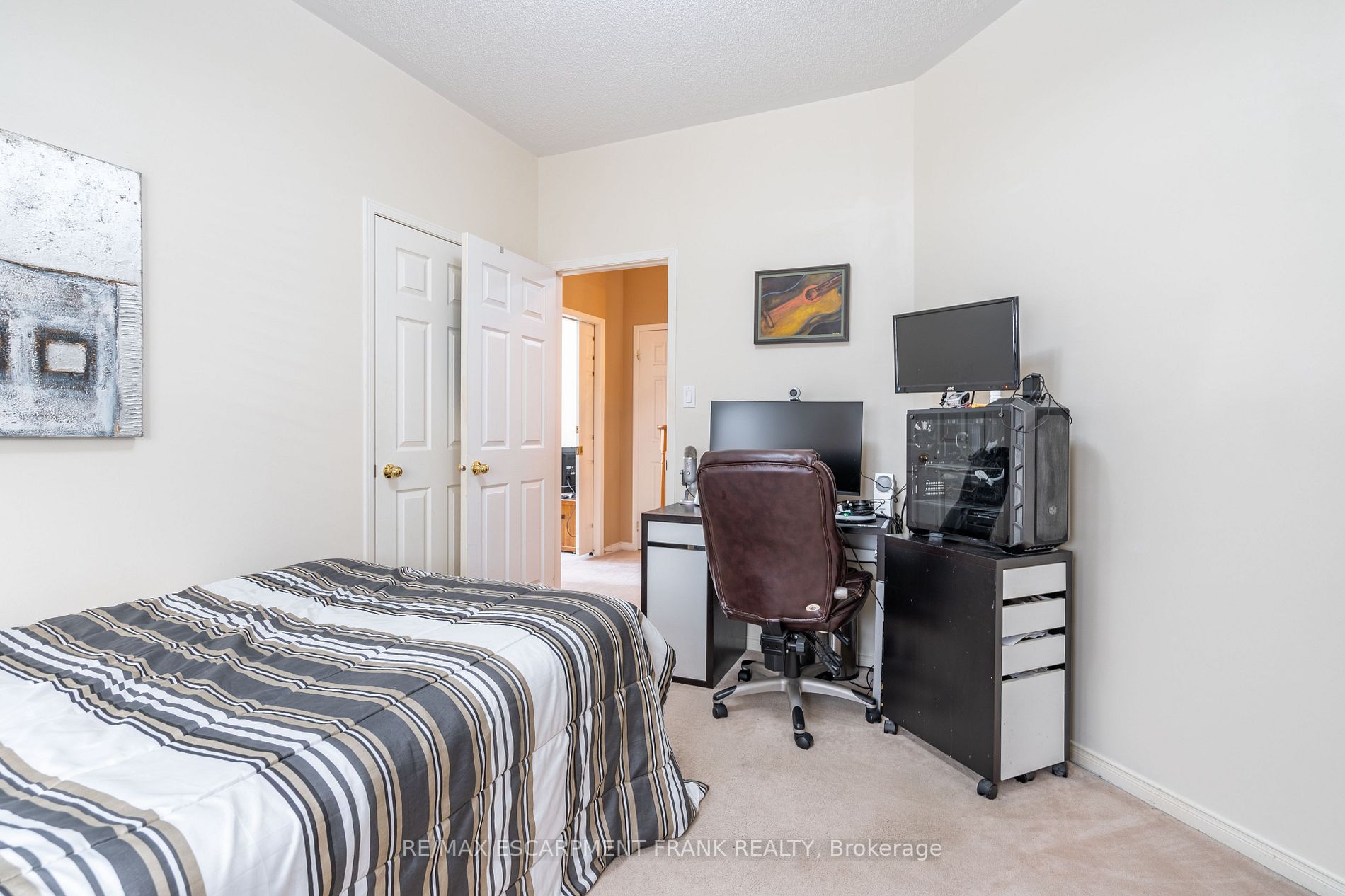 162 Morwick Dr
