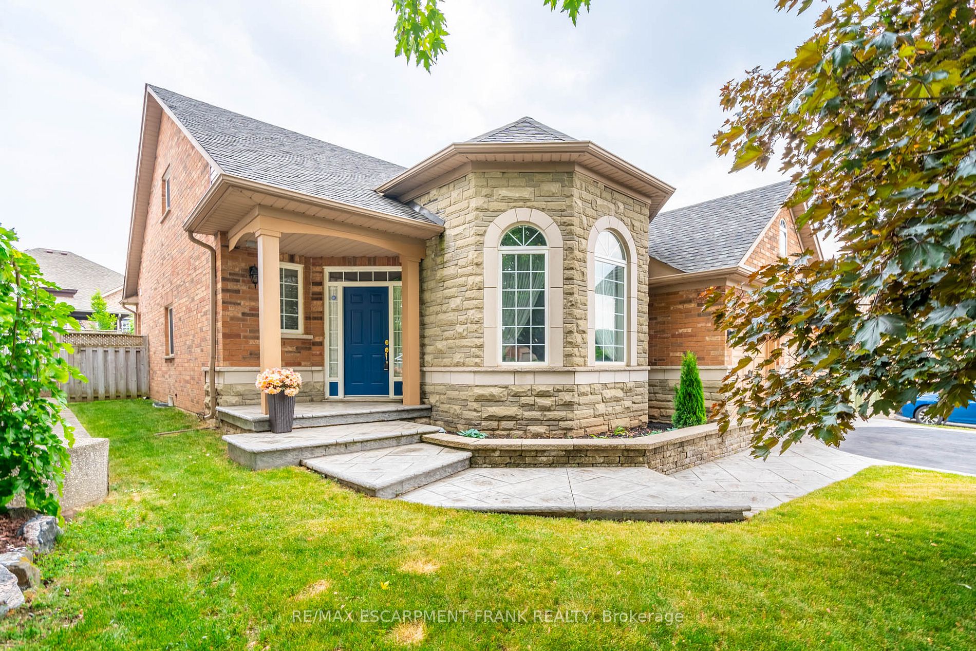 162 Morwick Dr