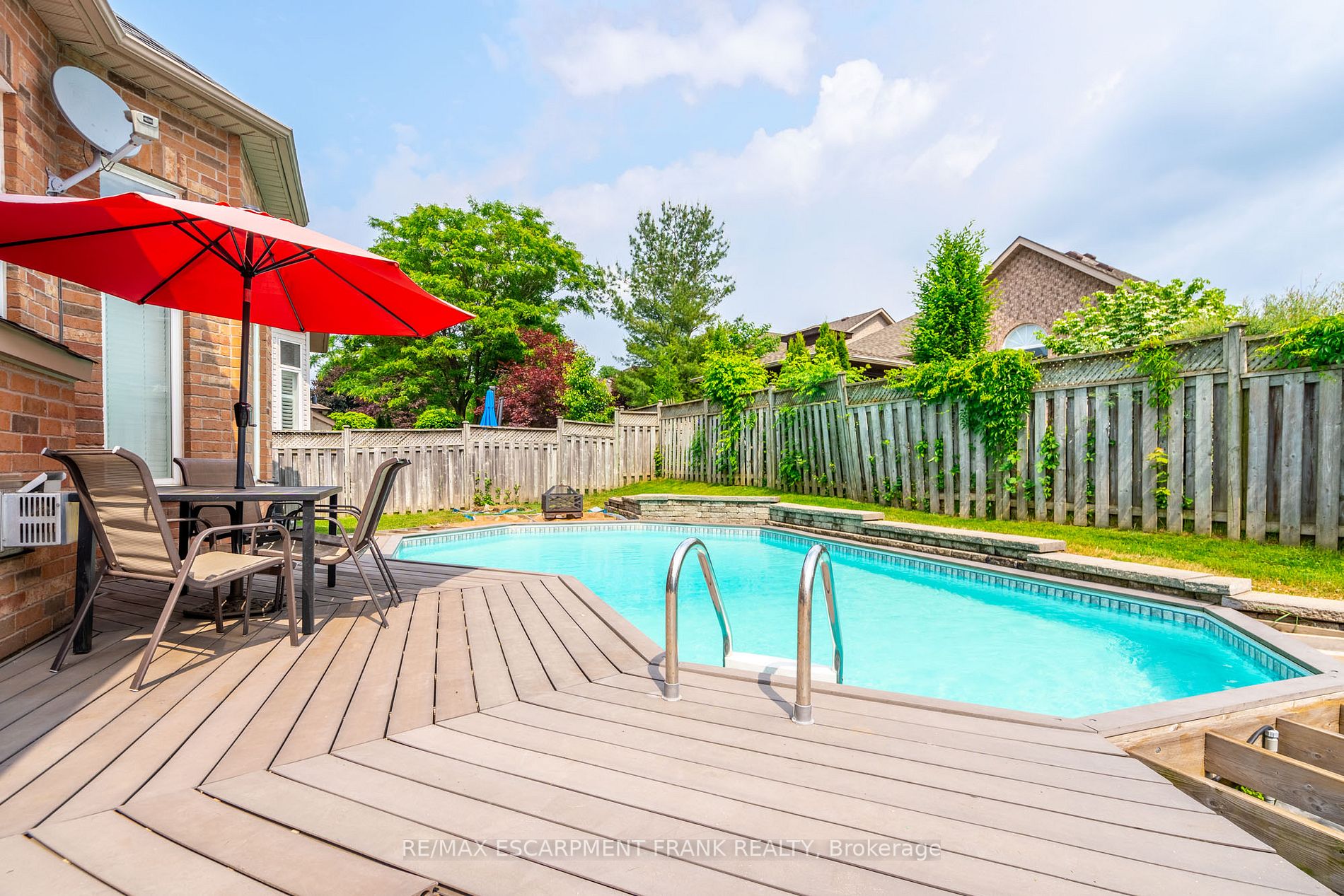162 Morwick Dr