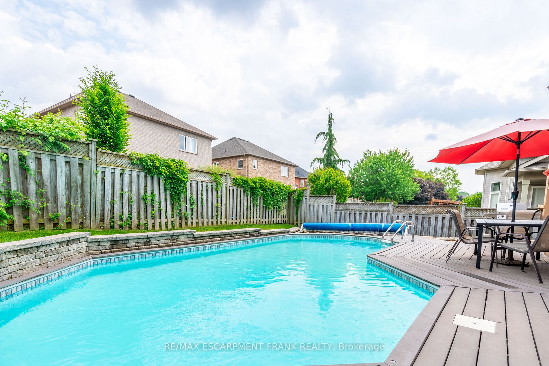 162 Morwick Dr