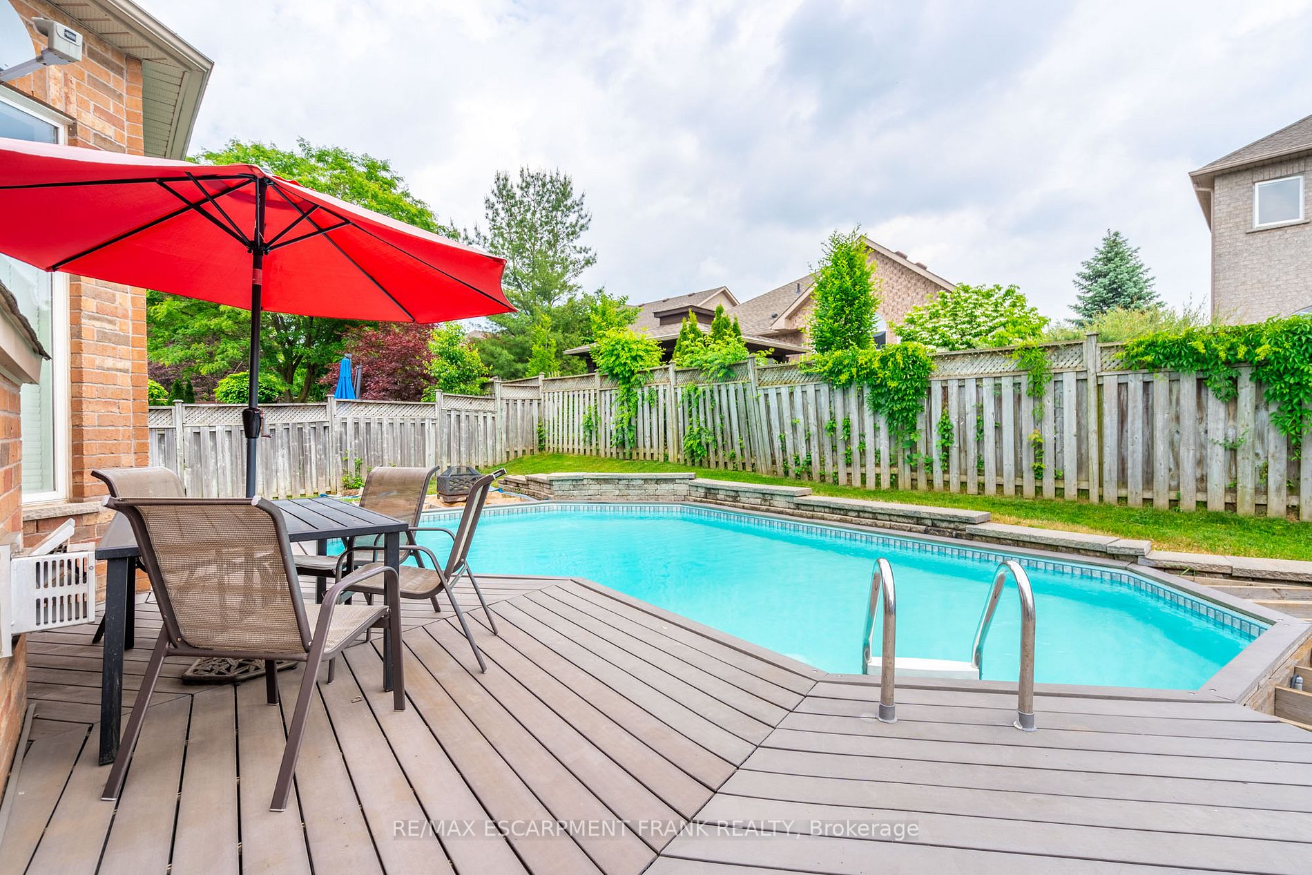 162 Morwick Dr
