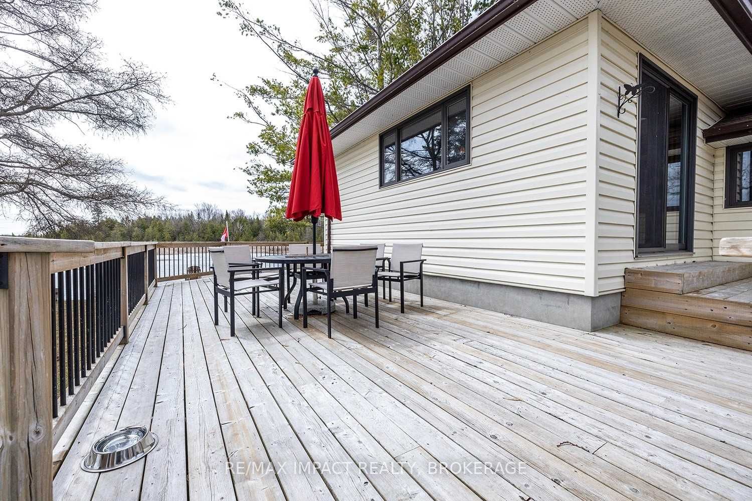 32 Totten Drive