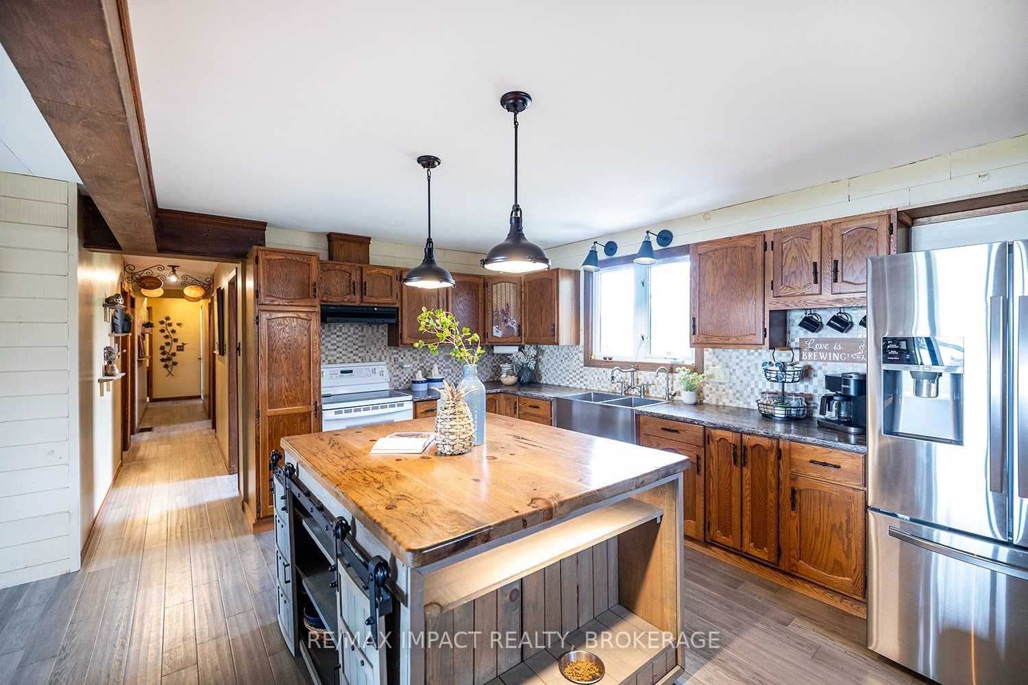 32 Totten Drive