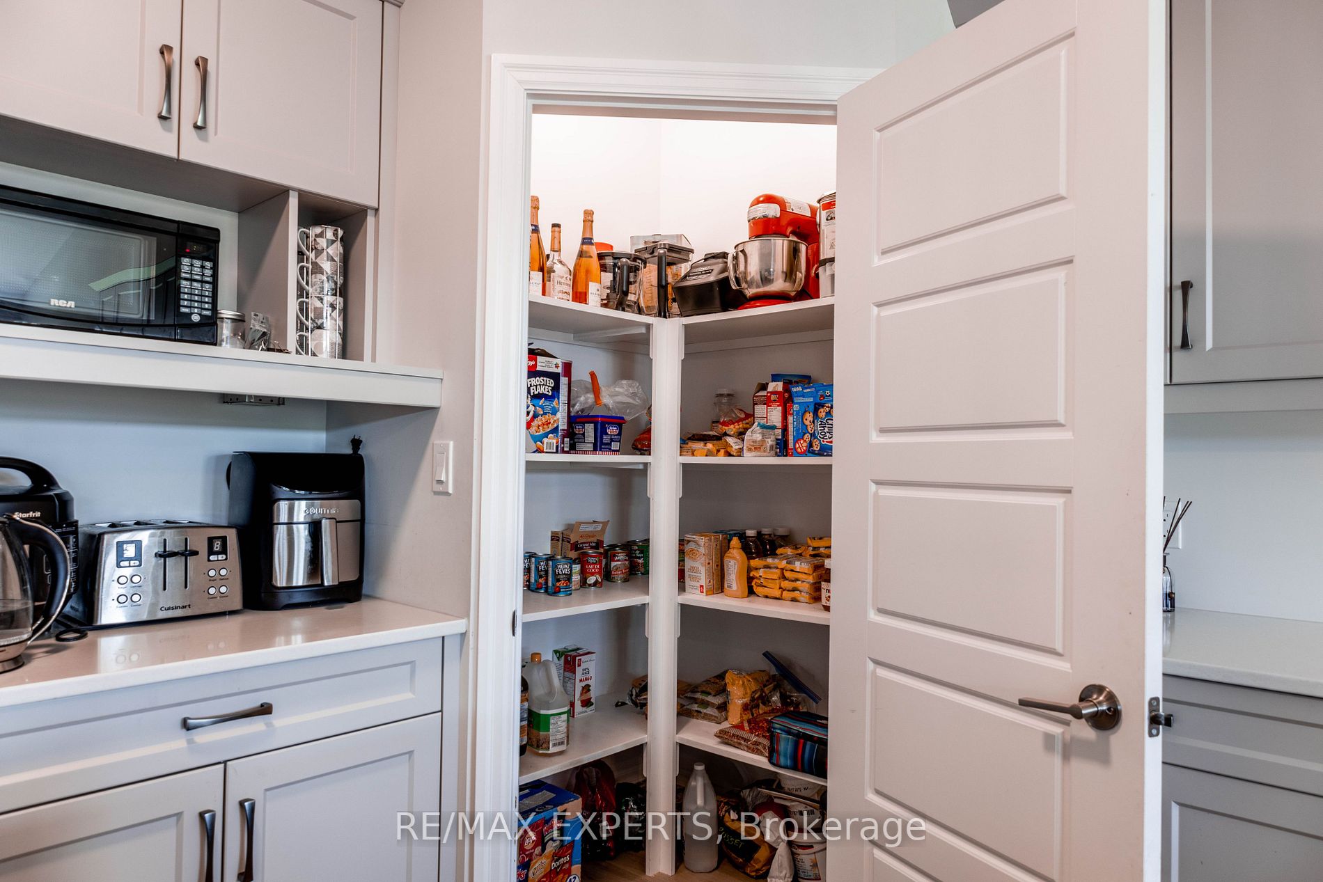 Listing X6040628 - Large Photo # 6