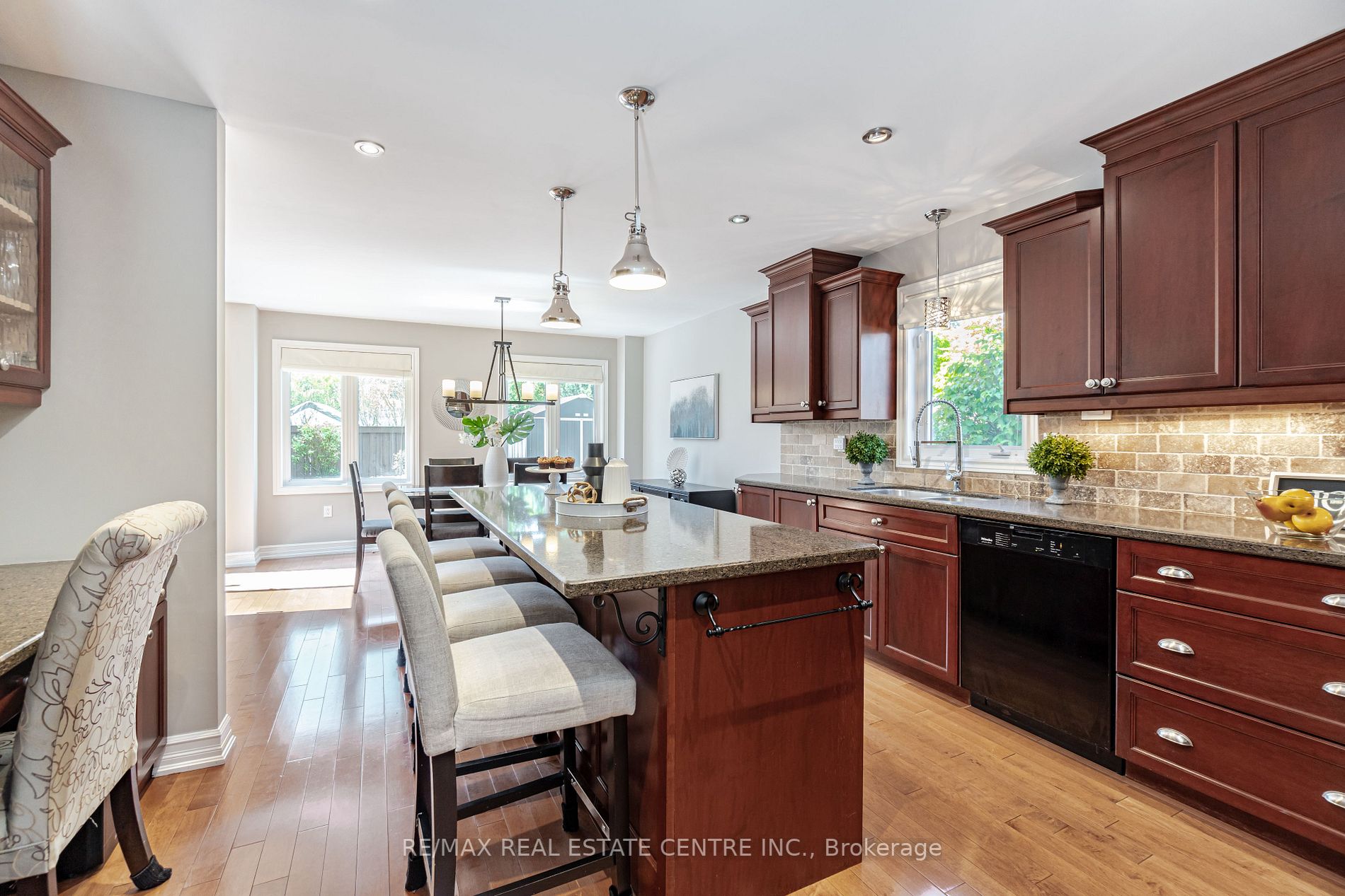 Listing X6041148 - Large Photo # 7
