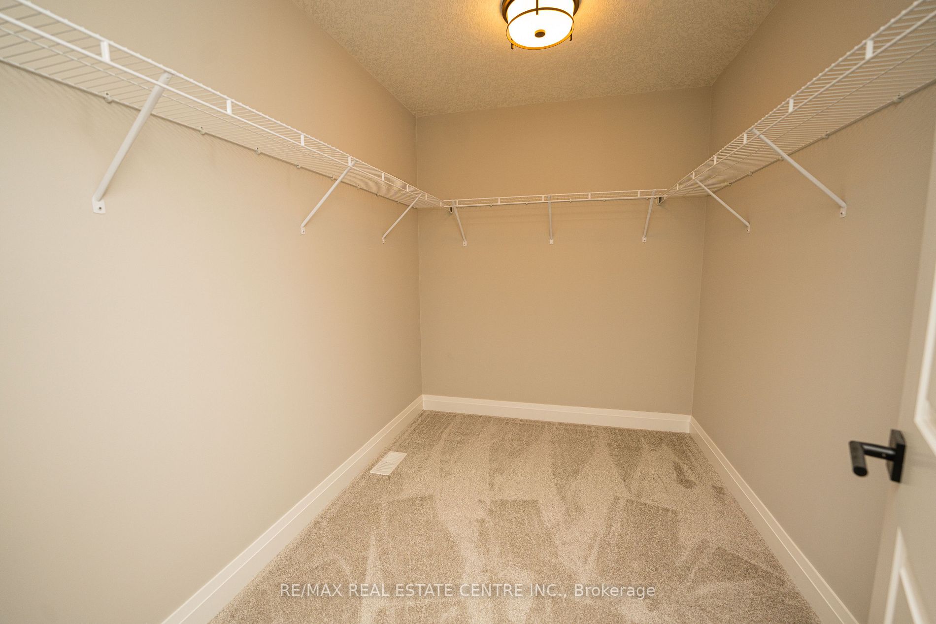 Listing X6041608 - Large Photo # 22