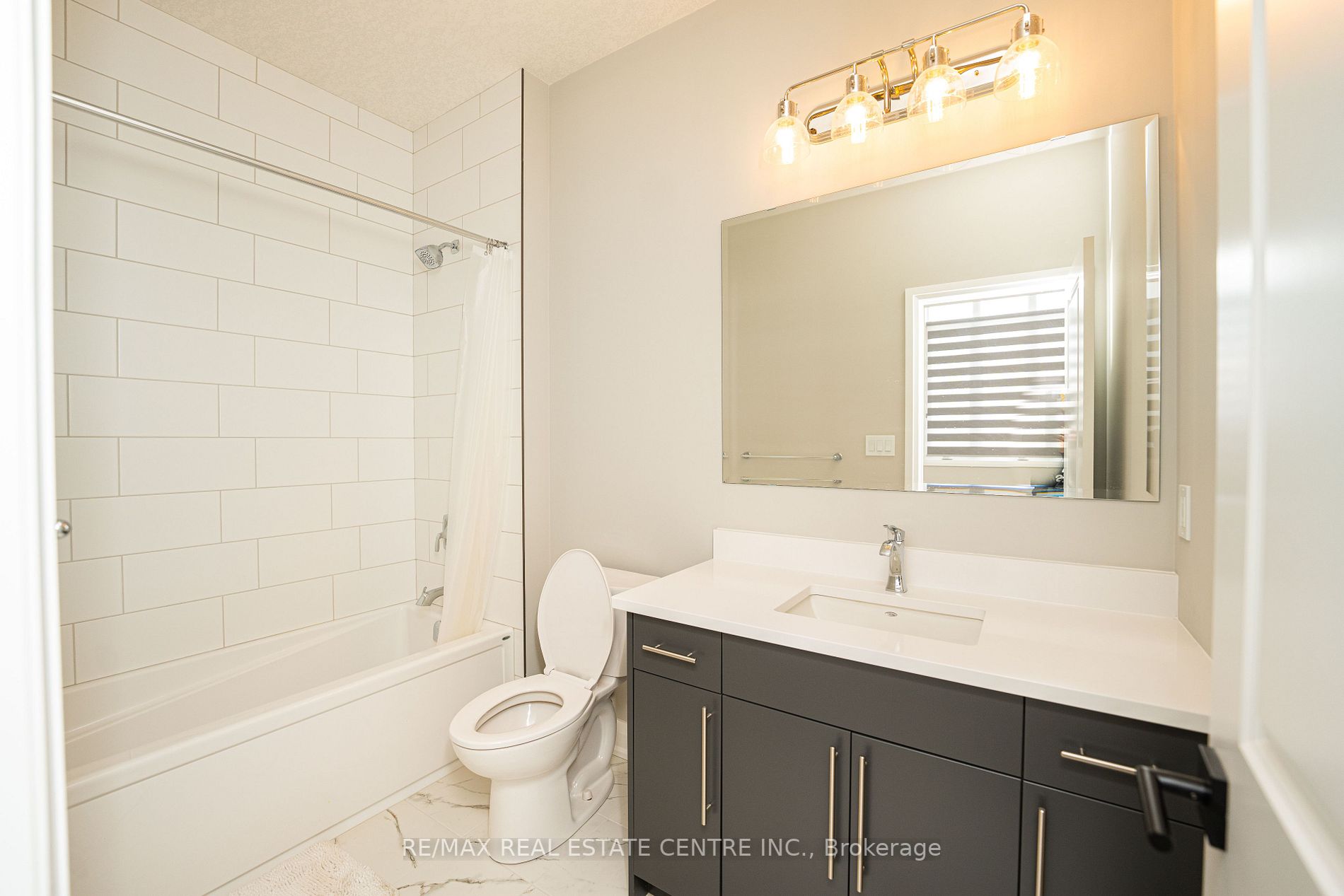 Listing X6041608 - Large Photo # 17