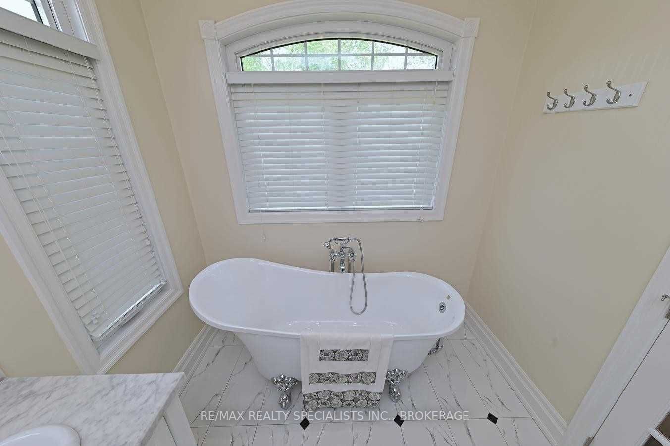 Listing X6041621 - Large Photo # 30