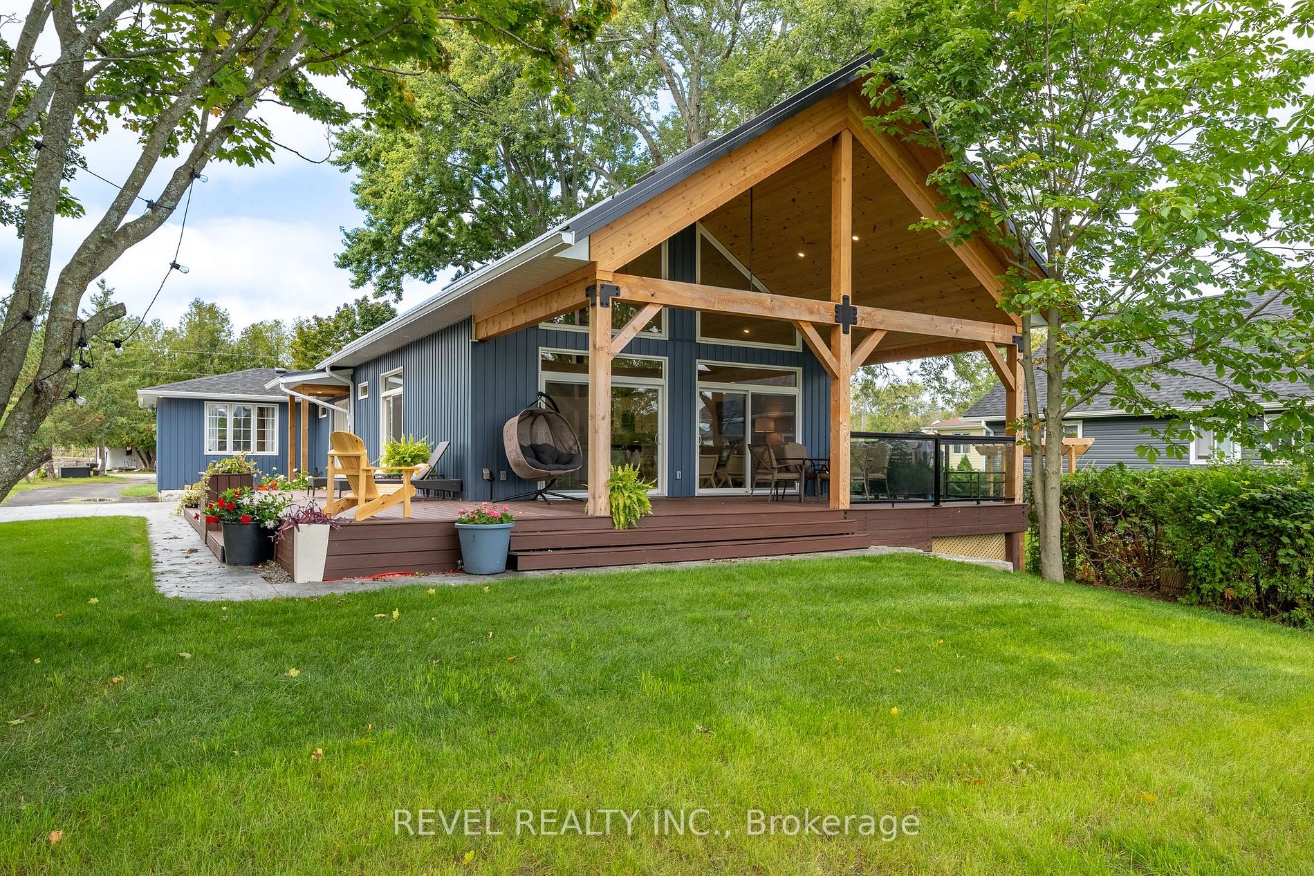 Listing X6041628 - Large Photo # 1