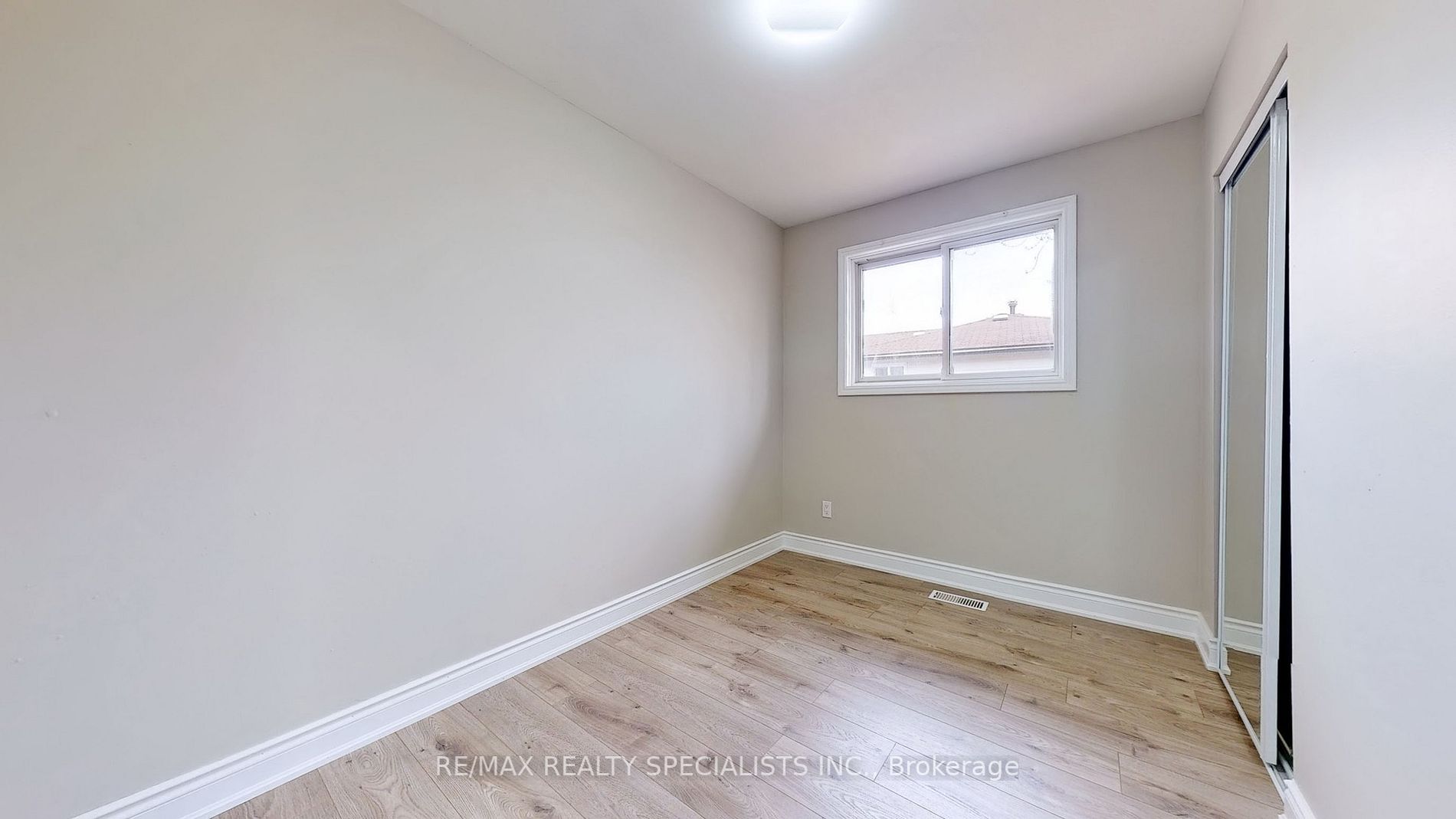 Listing X6041660 - Large Photo # 22