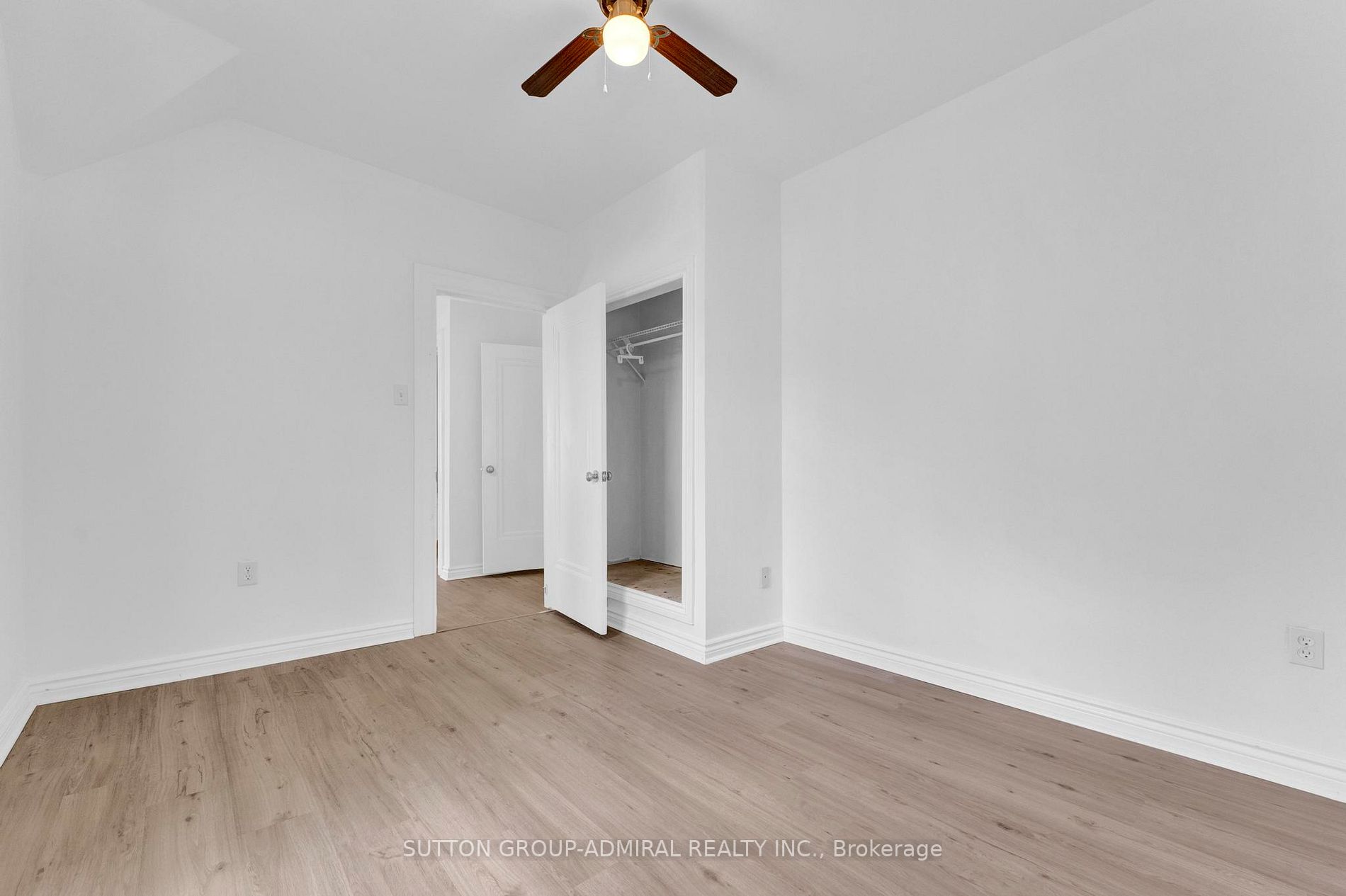 Listing X6042400 - Large Photo # 24