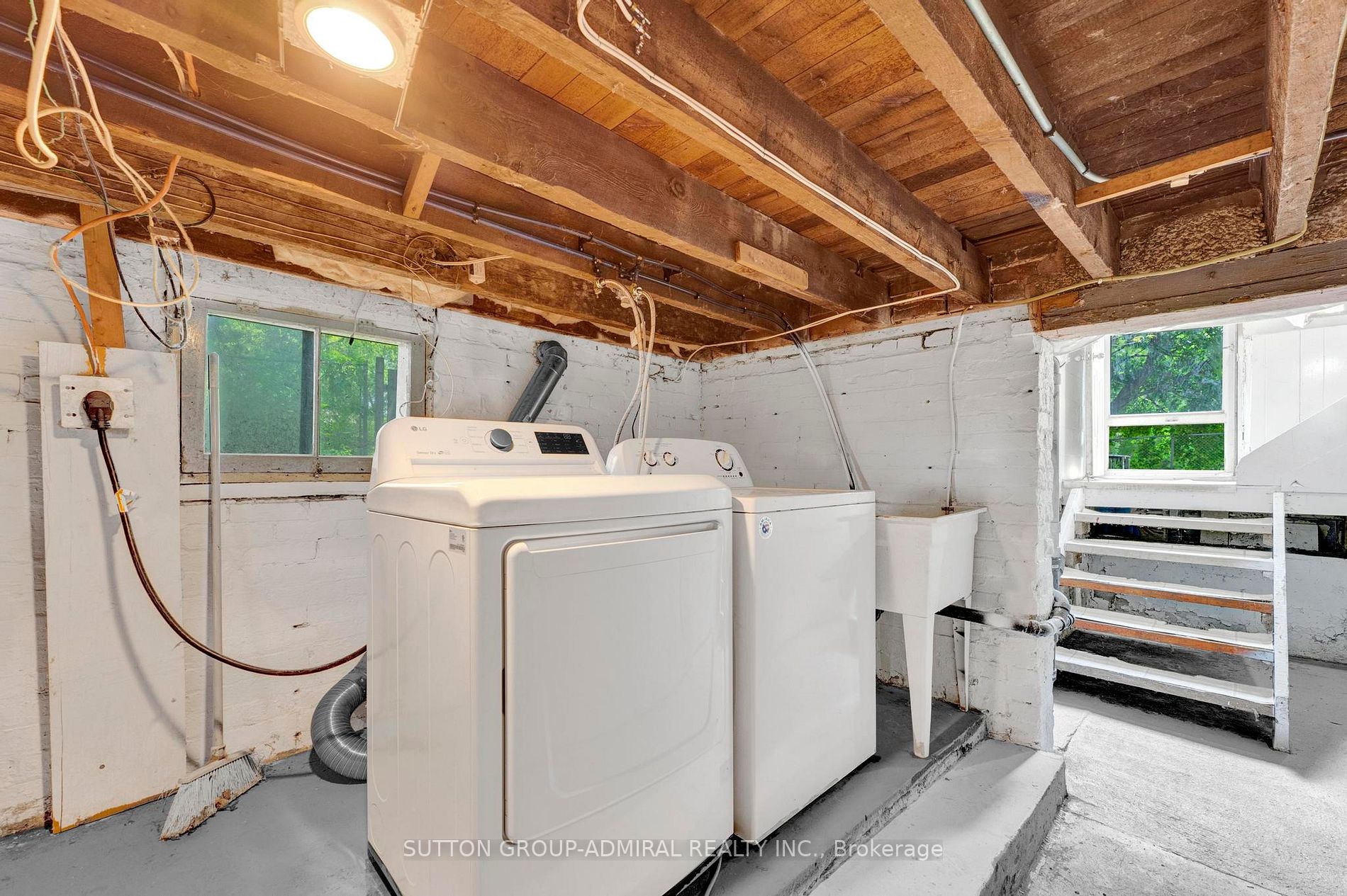 Listing X6042400 - Large Photo # 29
