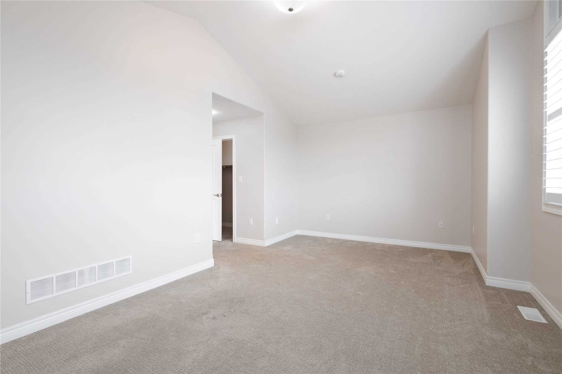 9 Cinnamon St