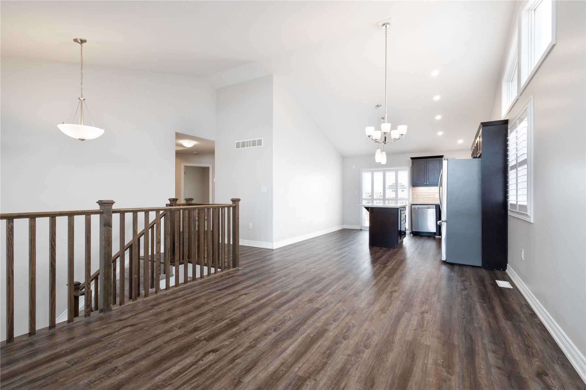 9 Cinnamon St