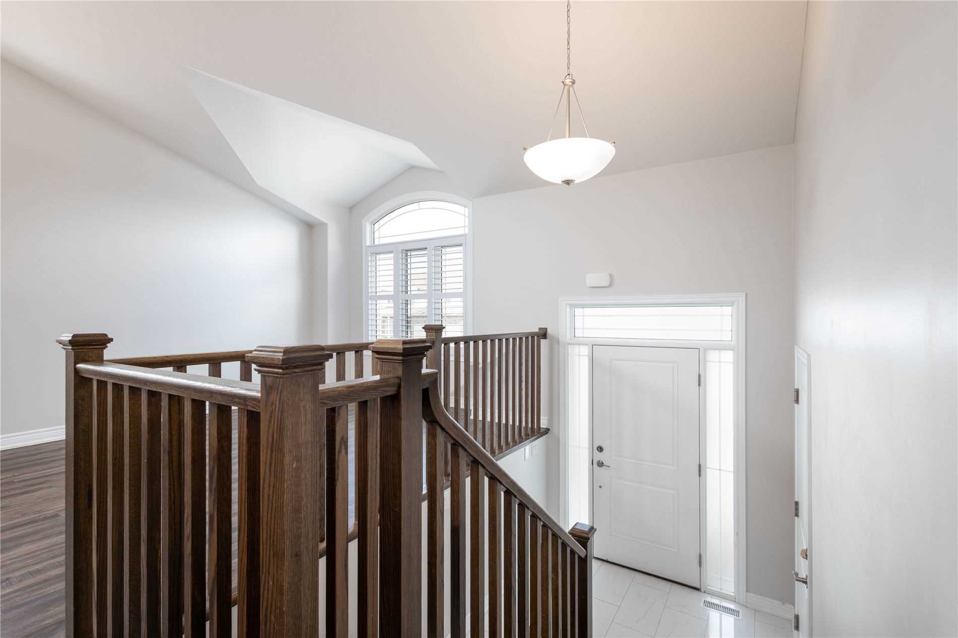 9 Cinnamon St