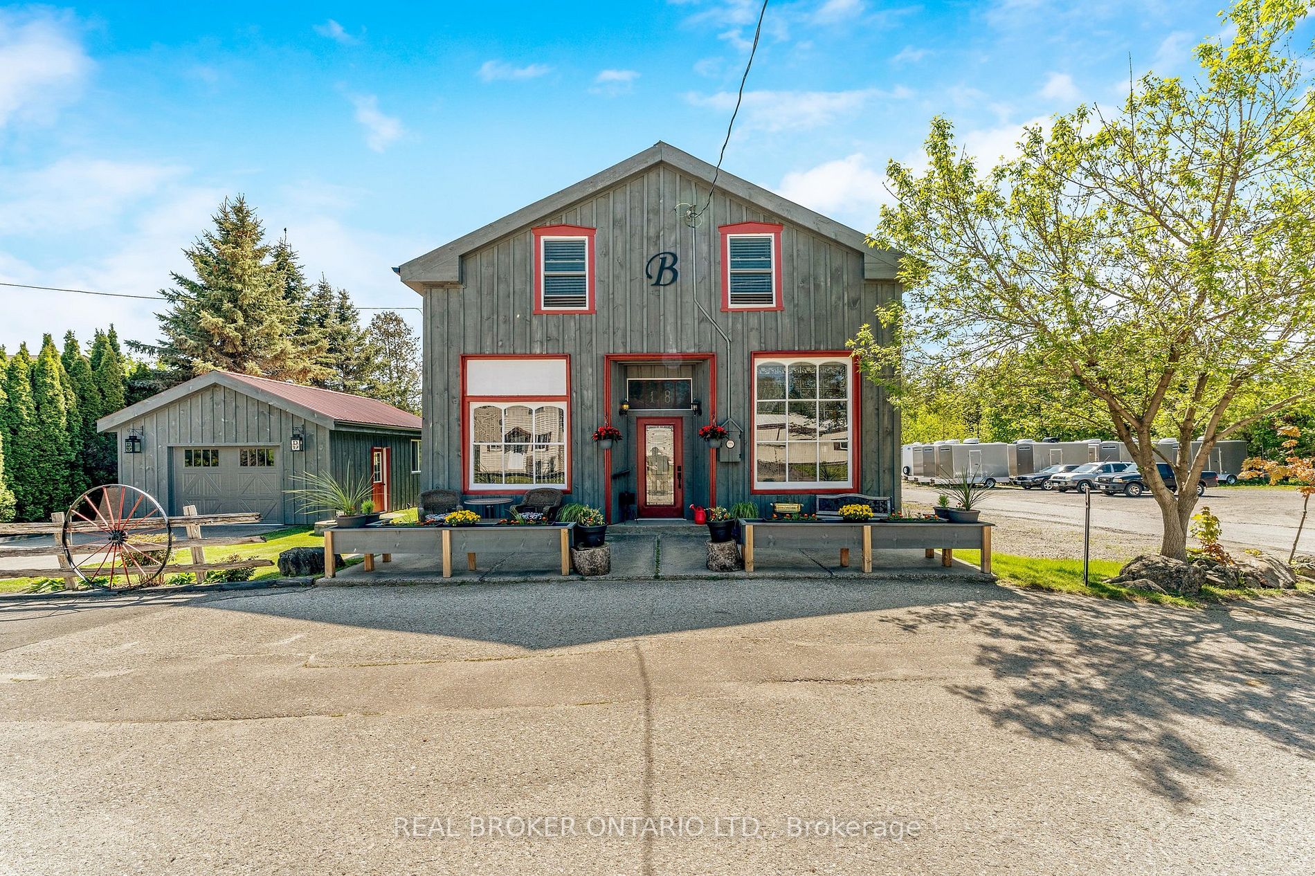Listing X6042724 - Large Photo # 1
