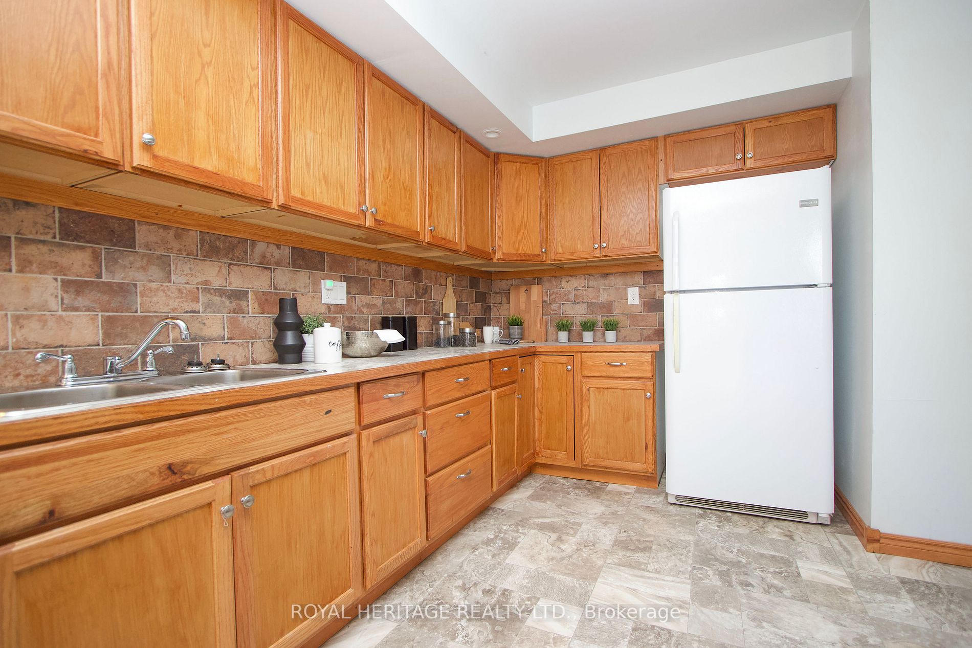 Listing X6043132 - Large Photo # 12