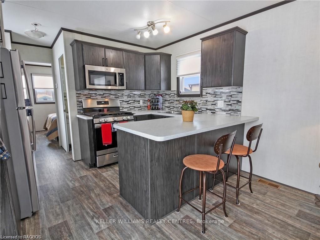 Listing X6043948 - Large Photo # 14