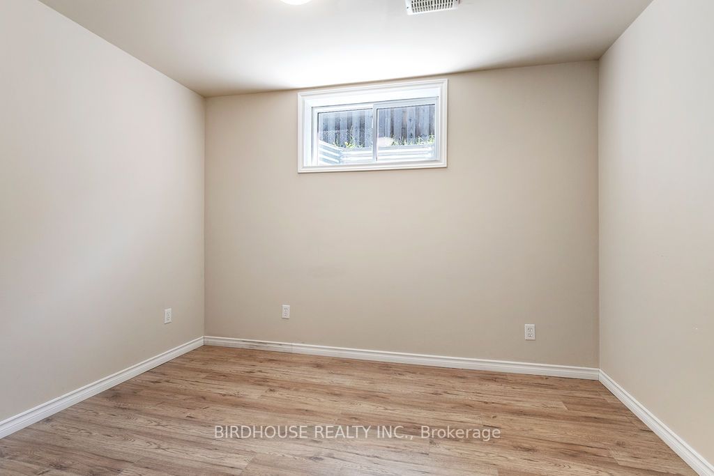 Listing X6043996 - Large Photo # 28